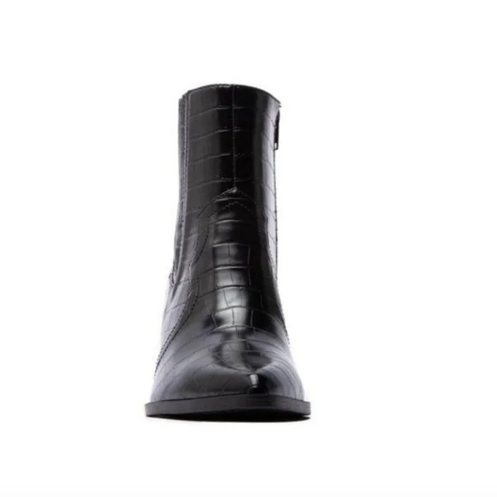 !! NEW !! Vegan Leather Ankle Cowboy Boots in Black Croc - Picture 6 of 10